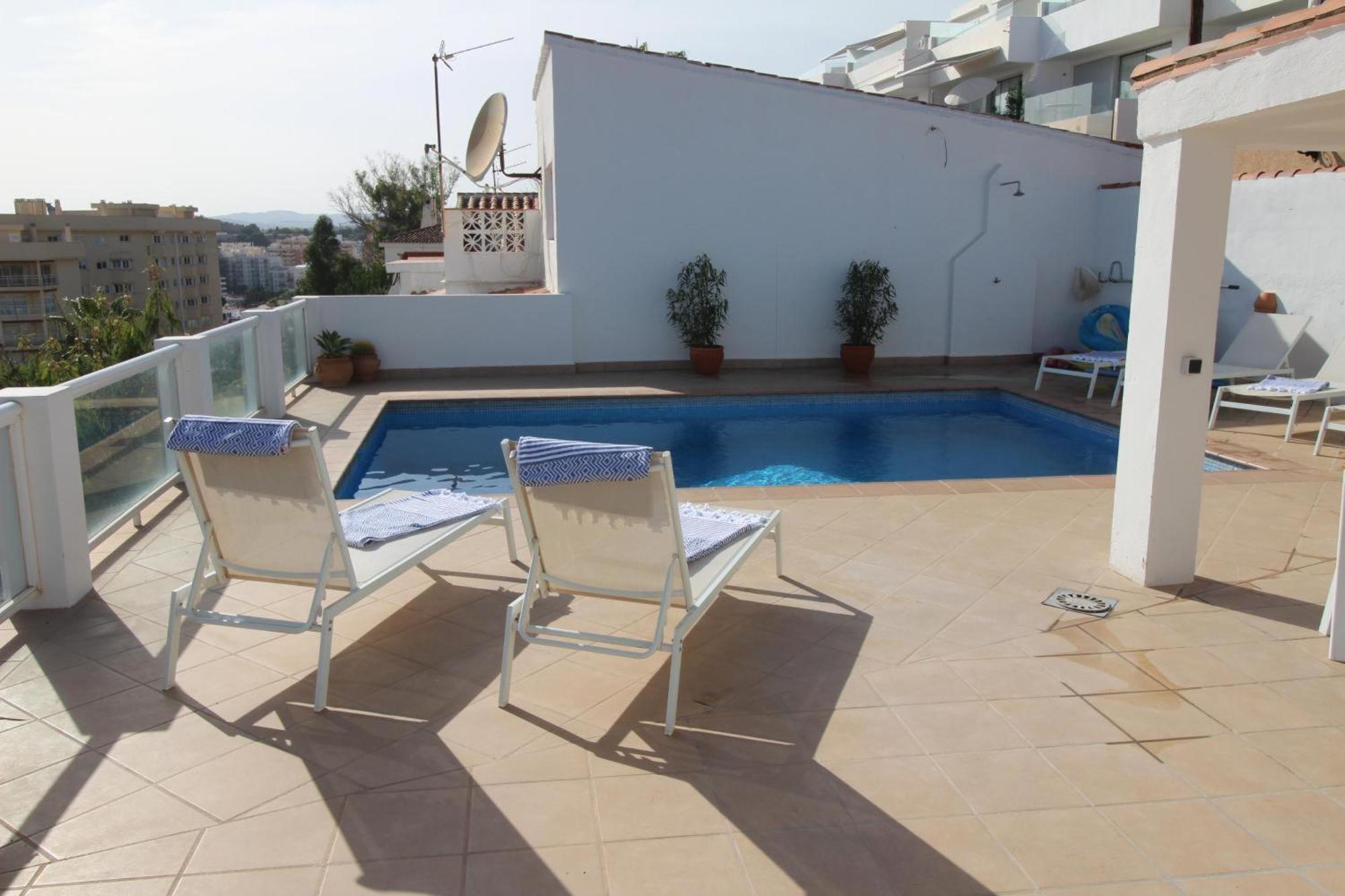 Villa Arriba Фуeнхирола Екстериор снимка
