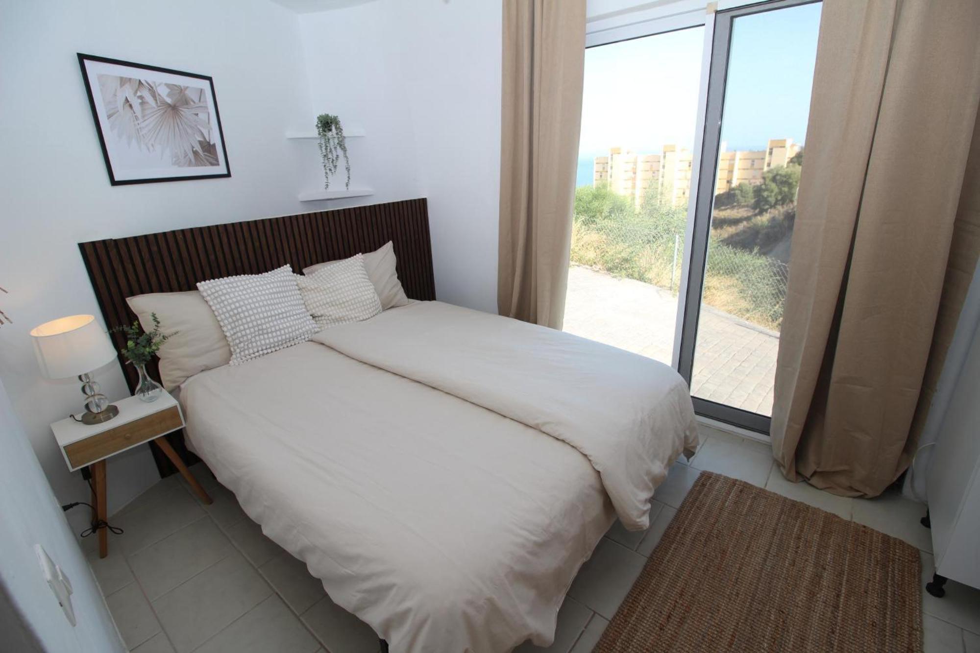 Villa Arriba Фуeнхирола Екстериор снимка